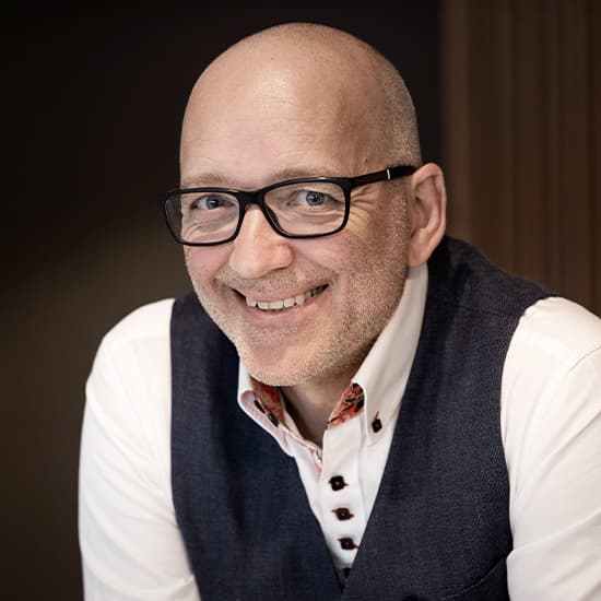 JO ARE AAMODT BRÆNDEN